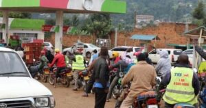 Motorists queue for petrol fuel at National Oil in Nyamira town.