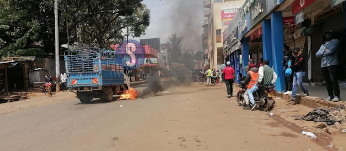 A lorry near a burning trye in Kisii on July 2, 2024